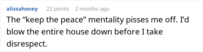 Reddit user comment about refusing disrespect in a family dinner context.
