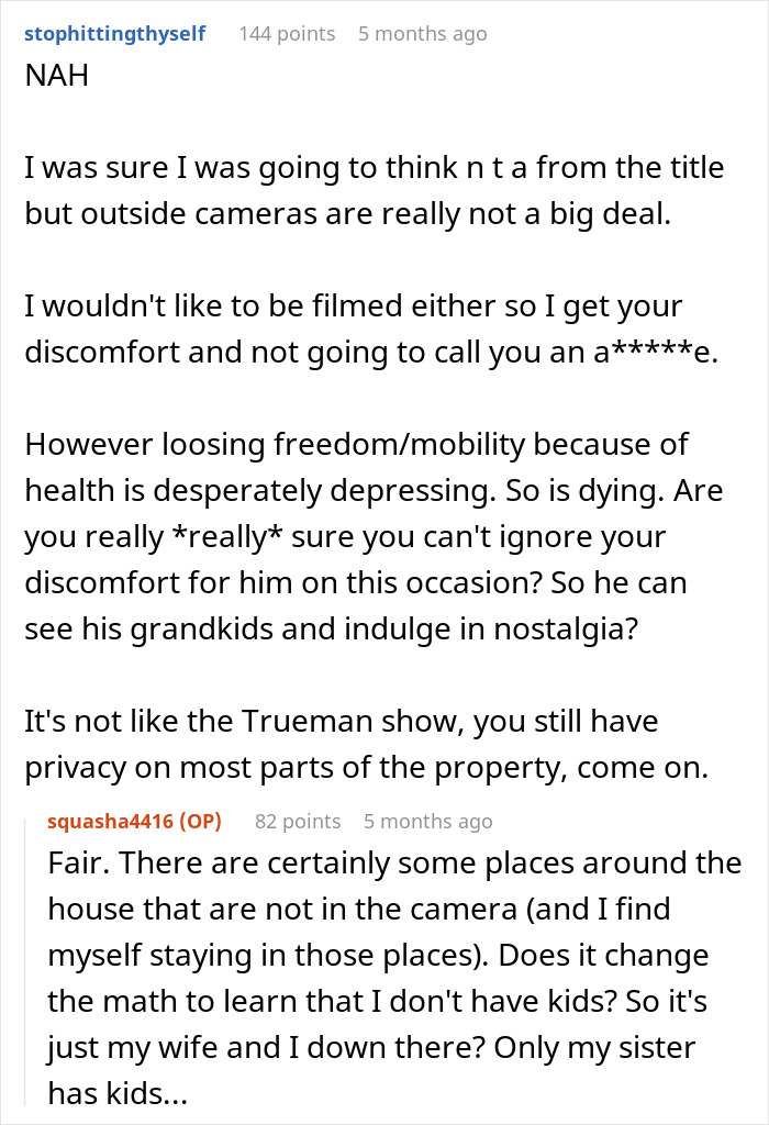 Reddit discussion about vacation house security cameras and privacy concerns.