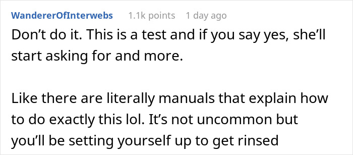 Reddit comment discussing confusion over paying for a date's babysitter, with advice against it. Reddit comment discussing confusion over paying for a date's babysitter, with advice against it.
