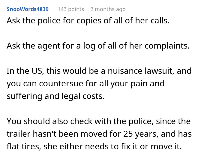 Comment discussing lawsuit advice against a neighbor, mentioning police reports and legal costs. Comment discussing lawsuit advice against a neighbor, mentioning police reports and legal costs.