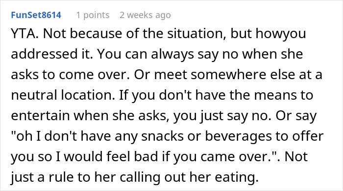 Comment criticizing woman's confrontation about friend eating groceries.