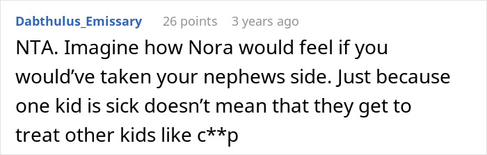 Text from a comment discussing a situation about a spoiled boy demanding extra ice cream at a birthday party.