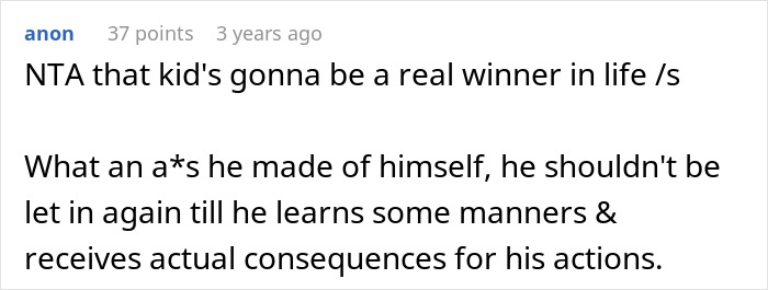 Reddit comment criticizing a spoiled boy who wanted extra ice cream, suggesting consequences for his actions.