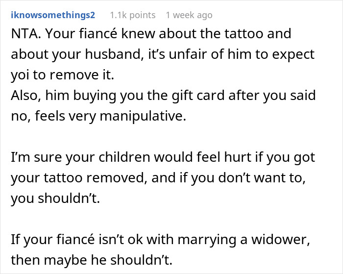 Online comment discussing a fianc&eacute;'s upset over a tattoo kept in memory of a late husband.