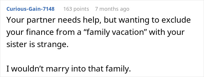 Reddit comment discussing family vacation exclusion and relationship issues.