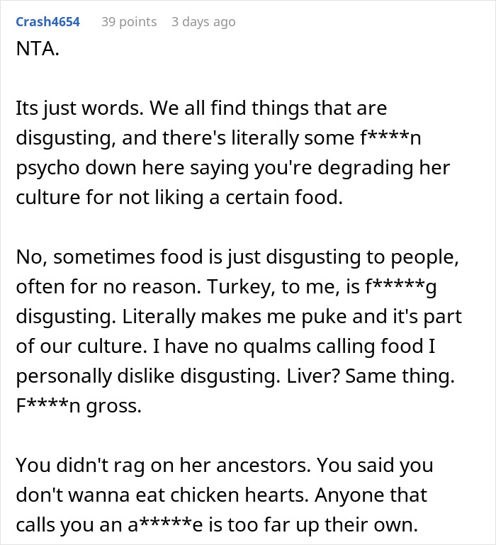 Text response defending a man&rsquo;s opinion on cultural food being &ldquo;disgusting&rdquo; in an online comment thread.