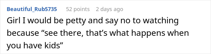Screenshot of a Reddit comment about drama between an aunt and niece over babysitting kids and refusal to help.