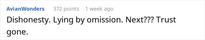 Reddit comment criticizing dishonesty in a relationship about secretly pocketed rent money. Reddit comment criticizing dishonesty in a relationship about secretly pocketed rent money.