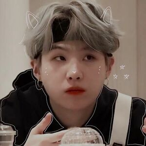 christinaloew avatar