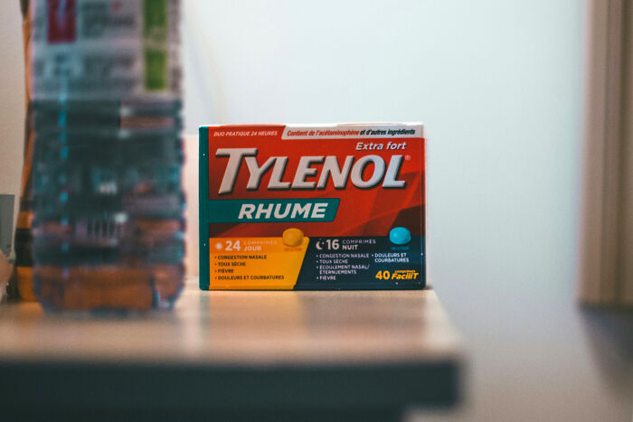 Tylenol Rhume box on a table, highlighting items Americans find unusual when viewed by non-Americans.