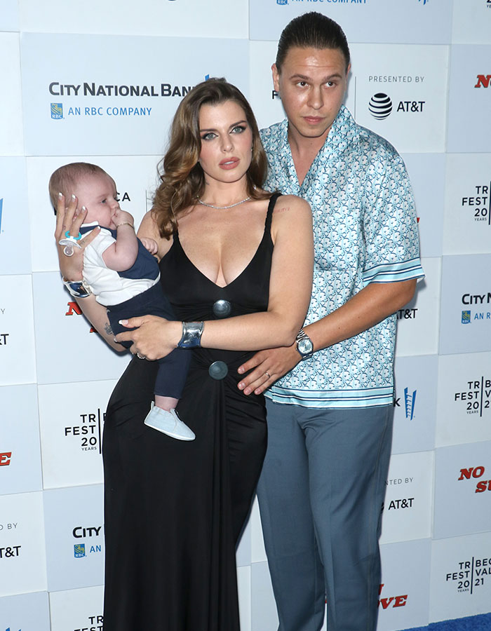 Julia Fox Tells Women To Avoid &lsquo;Losers&rsquo; After Being Excluded From Son&rsquo;s Baptism