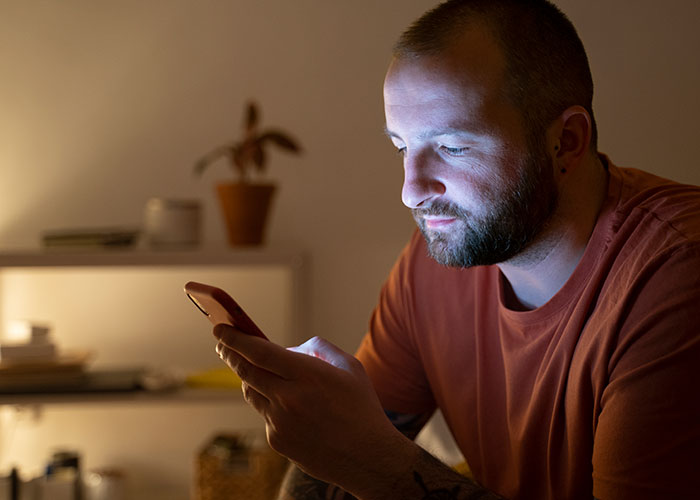 “I Had No Idea I Was Loved So Deeply”: 50 Phone Finds That Changed Relationships