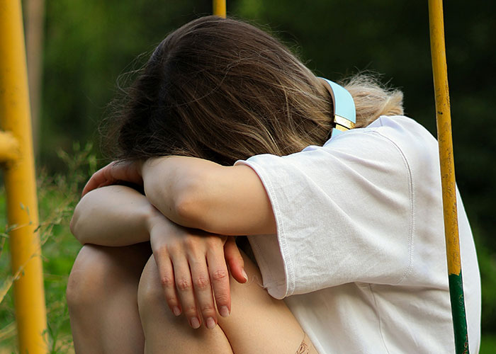 “My Stepmom Is Two Hours Older Than Me”: 30 Wild Family Stories That Sound Made Up