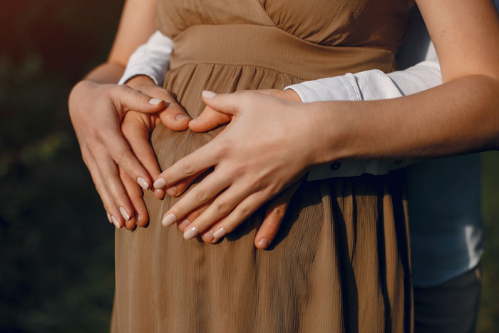 Woman Decides To Terminate Pregnancy So Baby With Fatal Abnormalities Won't Suffer, Mom Is Livid Woman Decides To Terminate Pregnancy So Baby With Fatal Abnormalities Won't Suffer, Mom Is Livid