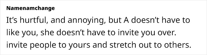 Text exchange on play dates exclusion, highlighting mom's comment on hosting and socializing.