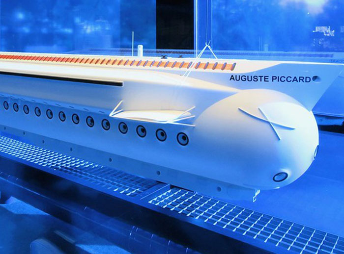 Model submarine named "Auguste Piccard," symbolizing a technological flop.