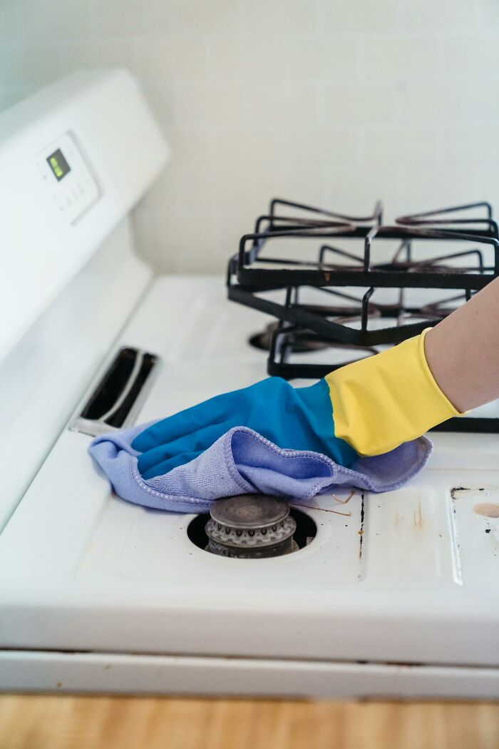 “Making The Bed Everyday Is Useless:” 45 Cleaning Prerequisites That People Have Sworn By