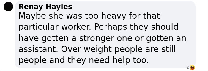 Comment discussing plus-sized passenger's need for assistance at airports.