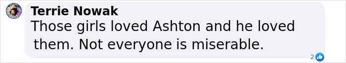 A Facebook comment discussing Ashton Kutcher's relationship with Demi Moore's daughters, expressing positive sentiments.