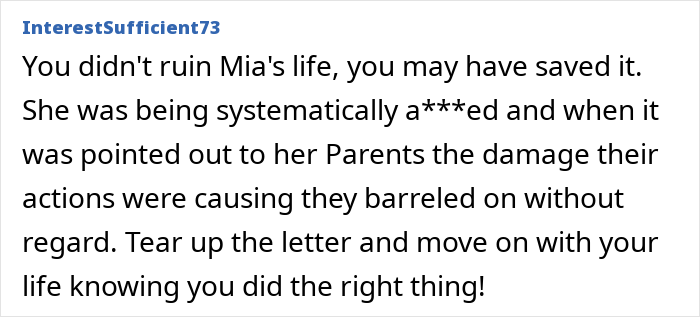 Online comments discussing impacts of parents' actions on daughter's eating disorder. Online comments discussing impacts of parents' actions on daughter's eating disorder.