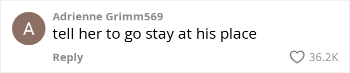 Comment advising a woman on her roommate's boyfriend situation, suggesting she stay at his place.