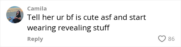 Comment offering advice on handling roommate's boyfriend, with 86 likes.