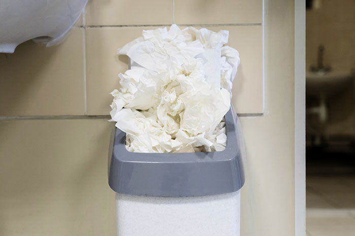 Guests Share What Dirty Spots In A Home They Notice The Most And Point Out These 41