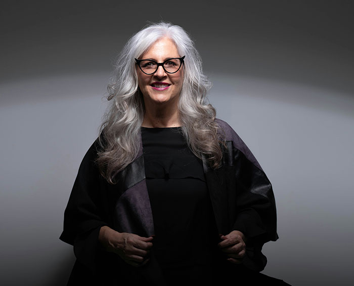 30 Unhinged Beauty Hacks That Might Actually Work (Even If They Sound Ridiculous)