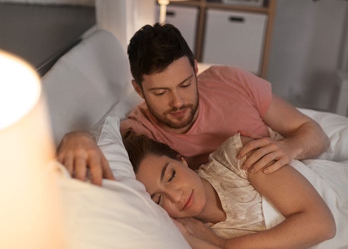 “I Pavloved My Husband”: 30 Chaotic Marriage Hacks That Actually Work