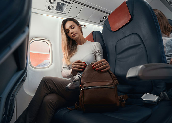 50 Travelling Dramas That Happened Because People Just Can’t Sit In Their Assigned Seats