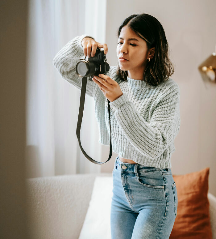 Someone Asked People The Weirdest Ways They’ve Ever Made Money, And These 40 Answers Are Wild