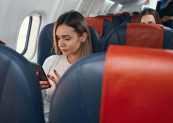 50 Travelling Dramas That Happened Because People Just Can’t Sit In Their Assigned Seats