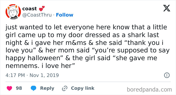 Tweet about a little girl dressed as a shark receiving m&ms, spreading joy and daily serotonin boost on social media.