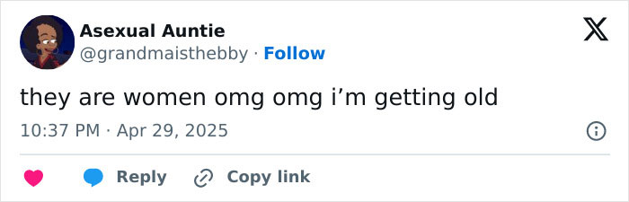 Screenshot of a tweet reacting to Sasha Obama showing off her figure beside Malia at a party amid divorce rumors. Screenshot of a tweet reacting to Sasha Obama showing off her figure beside Malia at a party amid divorce rumors.