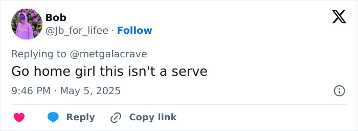 Tweet criticizing Gigi Hadid's 2025 Met Gala dress, suggesting she forgot the theme, with a casual profile picture.