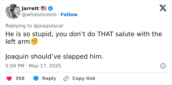 Tweet discussing lip reader decoding Pedro Pascal's unintentionally offensive hand wave to Joaquin Phoenix.