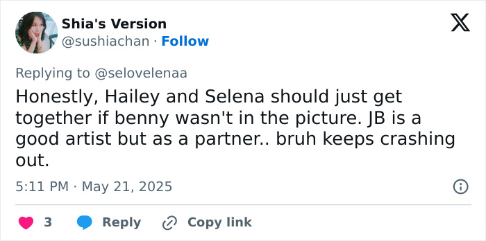 Tweet discussing Selena Gomez and Hailey Bieber&rsquo;s relationship following Justin Bieber&rsquo;s Vogue remark.