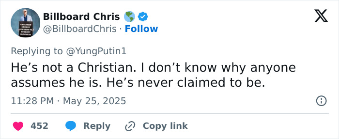 Screenshot of a social media reply discussing a debate involving Jordan Peterson and atheists, focusing on criticism and roasting.