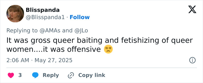 User comment on social media criticizing Jennifer Lopez for a controversial lesbian kiss at the AMAs.