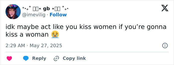 Screenshot of a social media post criticizing Jennifer Lopez for a lesbian kiss during the AMAs, sparking online reactions.