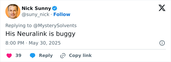 Elon Musk with a black eye and head tics at the White House, raising glitching concerns in public appearance.