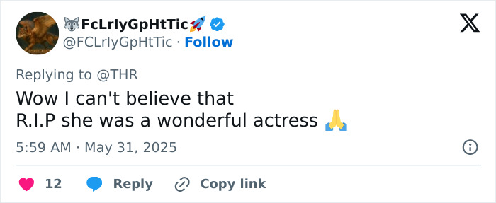 User tweet expressing disbelief and mourning the passing of a Desperate Housewives and Young Sheldon actress at age 71.