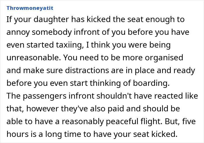 Alt text: Mom defends her toddler mid-flight as angry passenger reacts to seat kicking during a long flight. Alt text: Mom defends her toddler mid-flight as angry passenger reacts to seat kicking during a long flight.