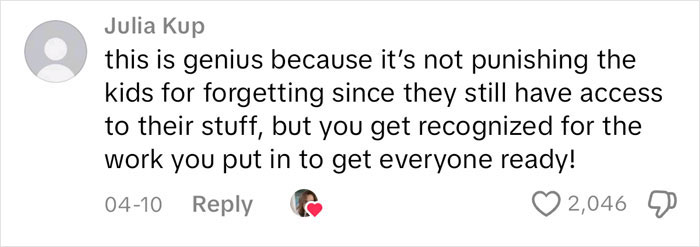 Screenshot of a comment praising a mom&rsquo;s petty revenge by making her family pack for themselves, highlighting clever parenting.