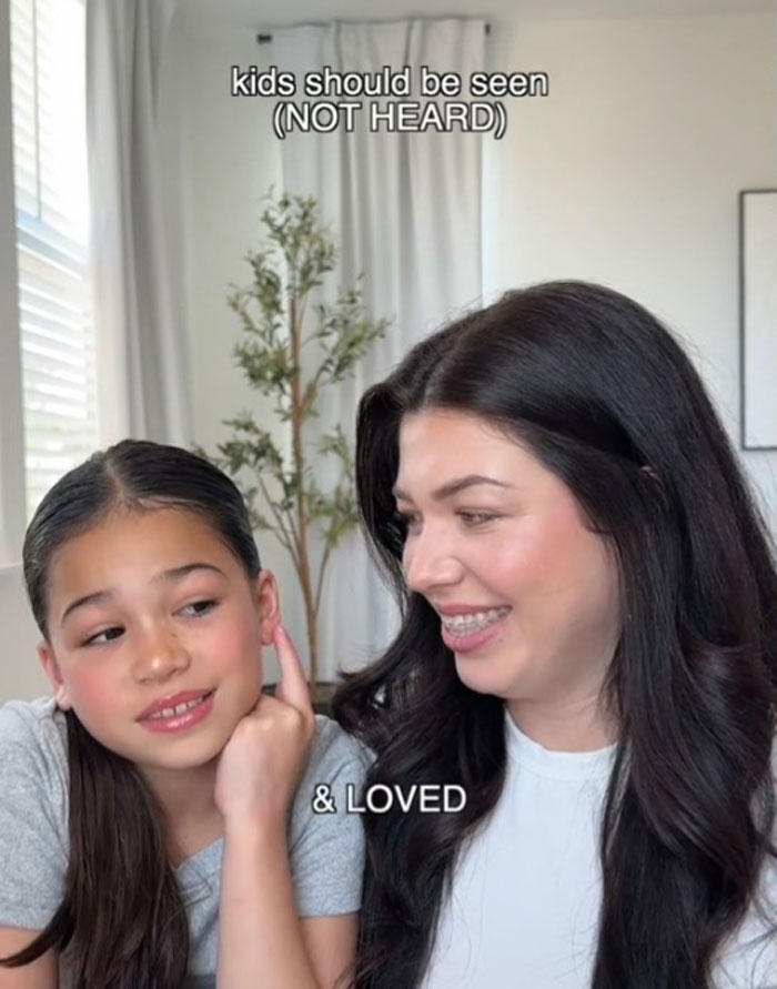 Mother and daughter in a bright room, addressing toxic parenting sentences and healing children's emotional responses.