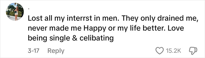 Social media comment showing a woman sharing her experience and praising being single instead of marrying now.