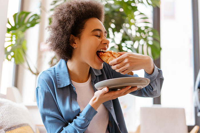 Food Thief Meets Her Match In One Deadly Bowl Of Mac N&rsquo; Cheese, Roommate Enjoys Every Second