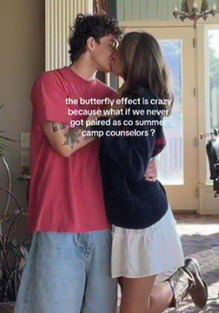 Things That Went Viral Online In April (If You’re Chronically Online, You Probably Saw Them) Things That Went Viral Online In April (If You’re Chronically Online, You Probably Saw Them)