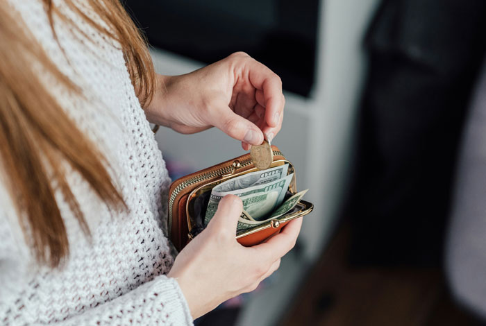 40 Times Someone Said ‘I Was Raised Poor’ Without Saying It Out Loud