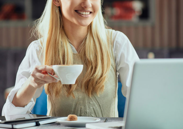 30 Unethical Work Hacks That Absolutely No One Should Ever Try